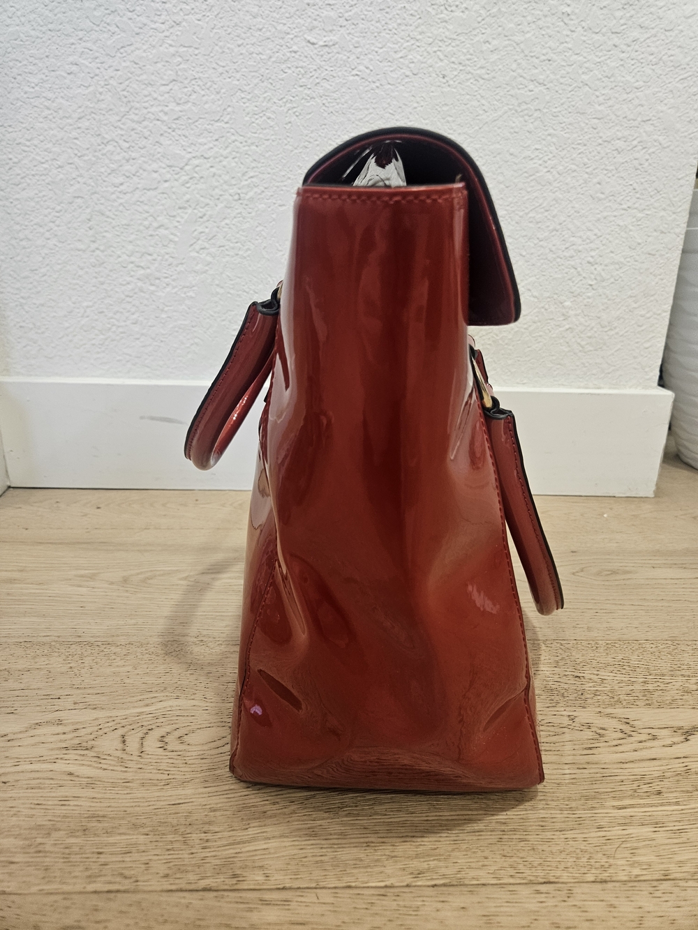 New Michael Kors Red Patent Leather Satchel - Picture 5 of 16